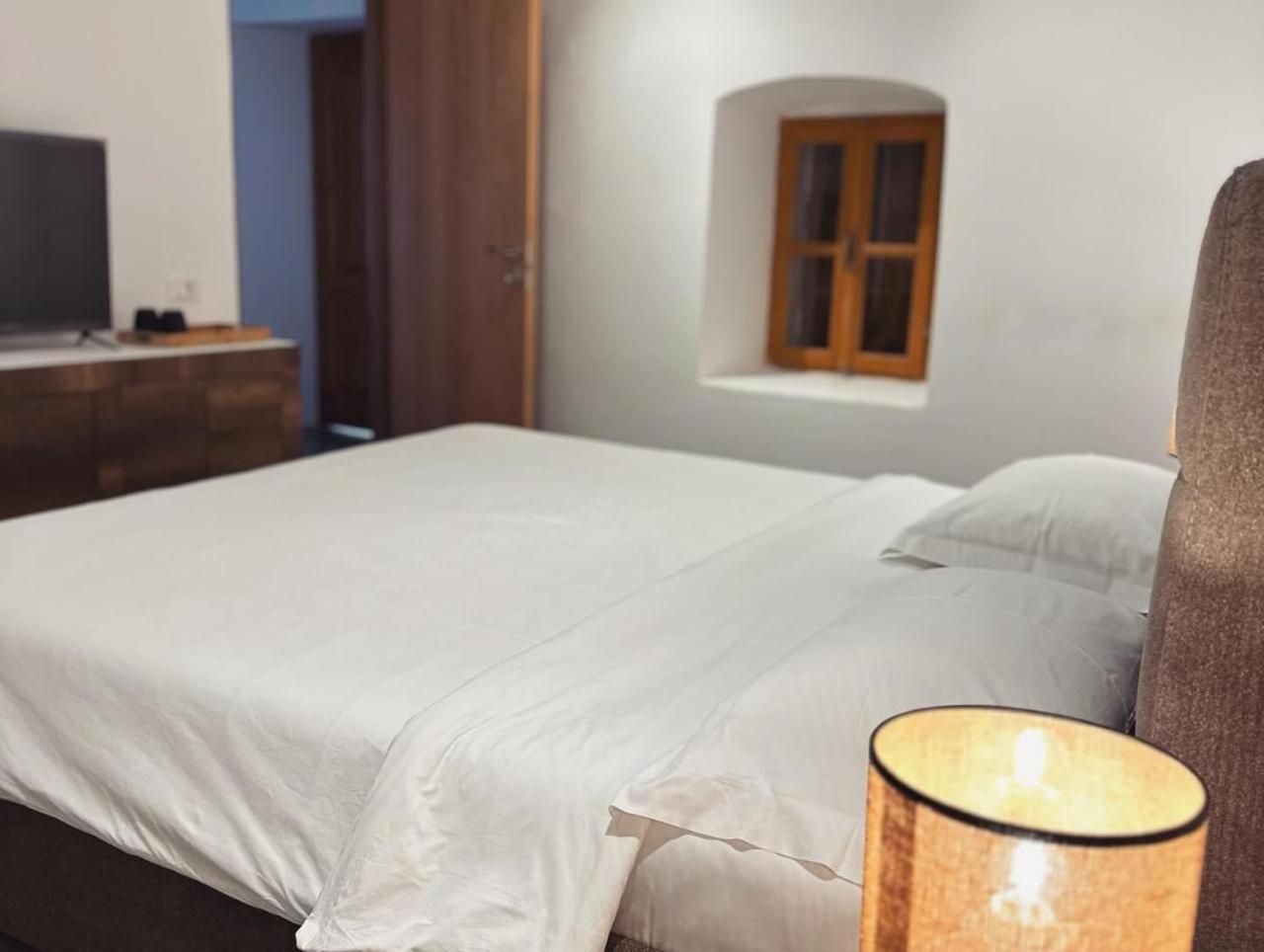 Lion'S Villa Vlorë Εξωτερικό φωτογραφία