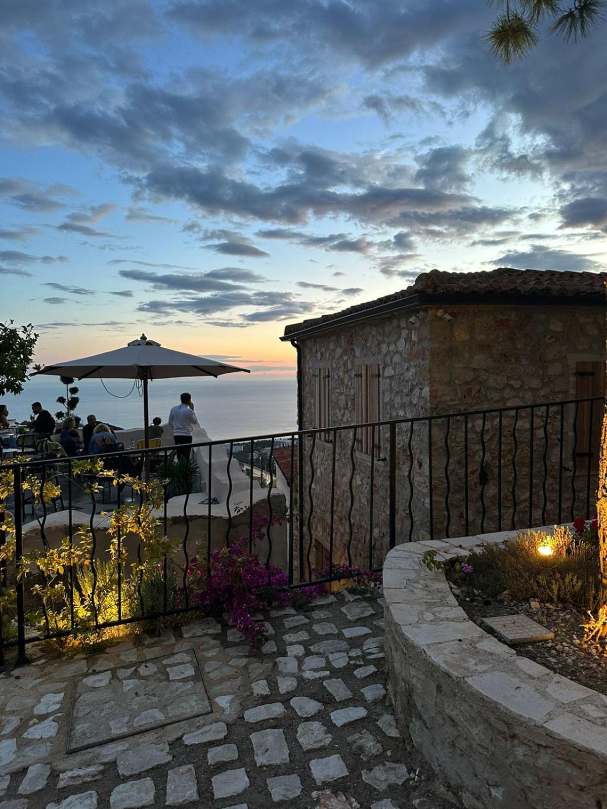 Lion'S Villa Vlorë Εξωτερικό φωτογραφία